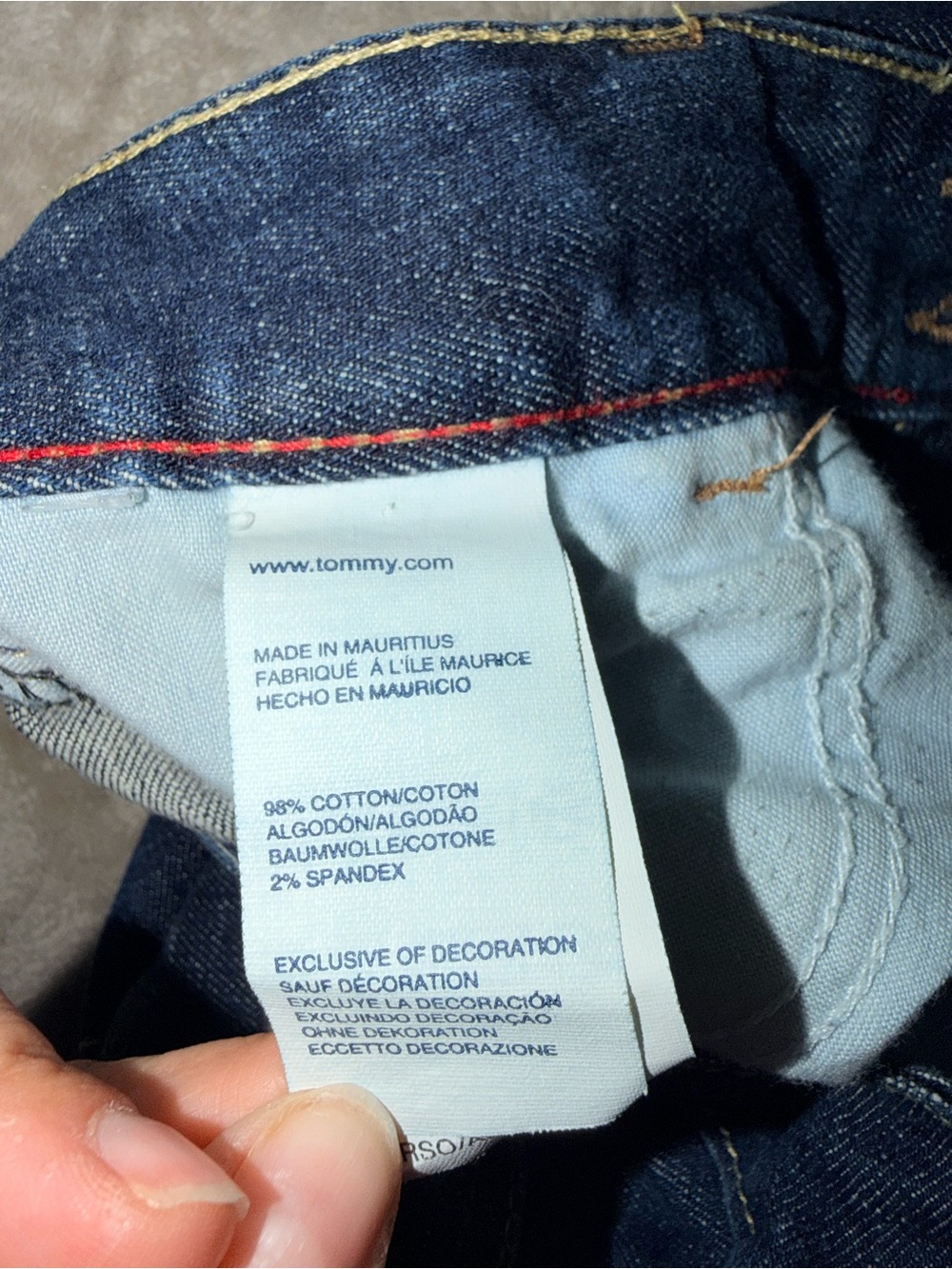 Tommy Hilfiger Hope Crop Dark Wash Preppy Y2K Stretch Denim Capris | Size 4 - Picture 7 of 10